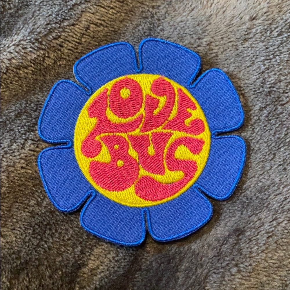 VW Volkswagen patch “love bus”
